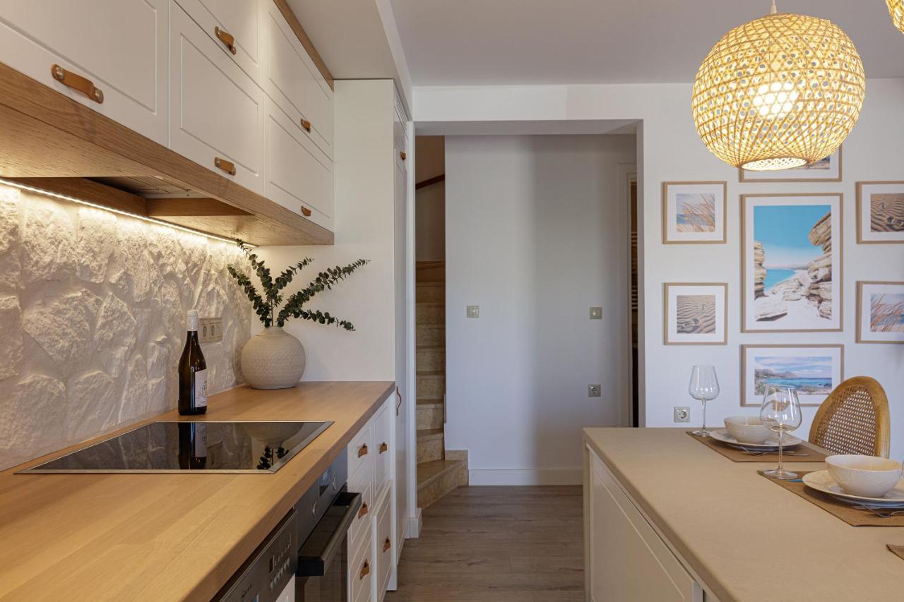 Villa Seashell -Wonderful Newly Renovated Villa On The Beach Galatás Exterior foto