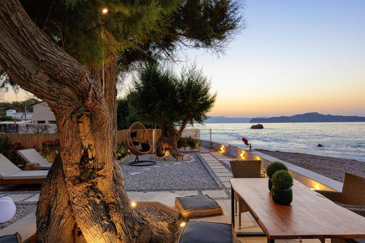 Villa Seashell -Wonderful Newly Renovated Villa On The Beach Galatás Exterior foto